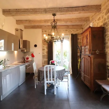 Maison De Caractere Avec Grand Jardin, Proche Activites Et Sites Touristiques, Animaux Acceptes - Fr-1-742-285 * Parlan