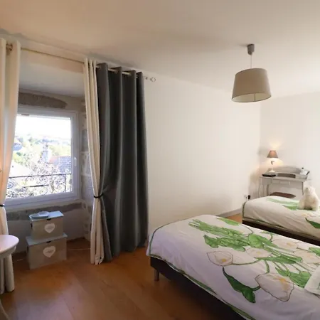 Maison De Caractere Avec Grand Jardin, Proche Activites Et Sites Touristiques, Animaux Acceptes - Fr-1-742-285